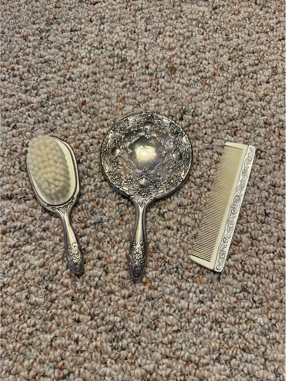 Antique silver mini brush/mirror/comb set
